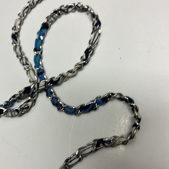 Vera Bradley Blue Bayou Cellphone Crossbody with Metal Braided Crossbody Strap - Picture 9 of 11